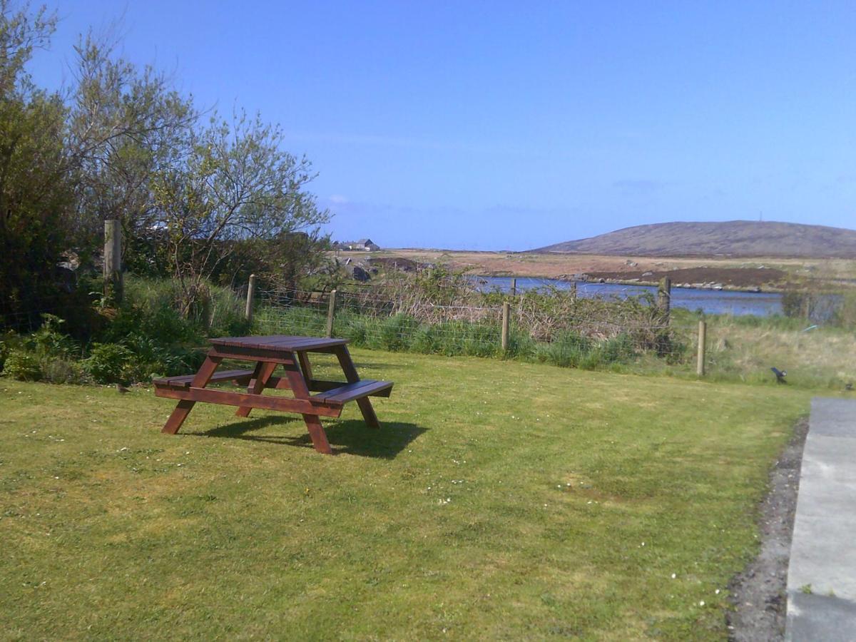 Riverside Cottage Lochboisdale Exterior foto